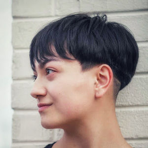 Meet your Posher, Caitlyn